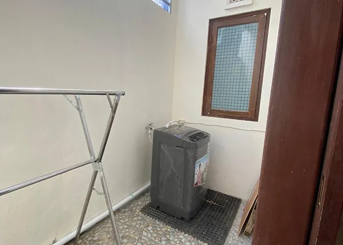 Holiday home 3br 3ba Nyoman House Near Gwk Cultural Park And Beaches *
